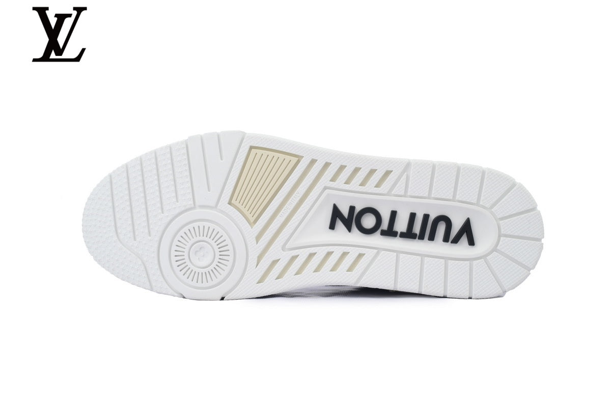 Louis Vuitton Trainer  shoes for man  women Sneaker – White Multicolor Monogram