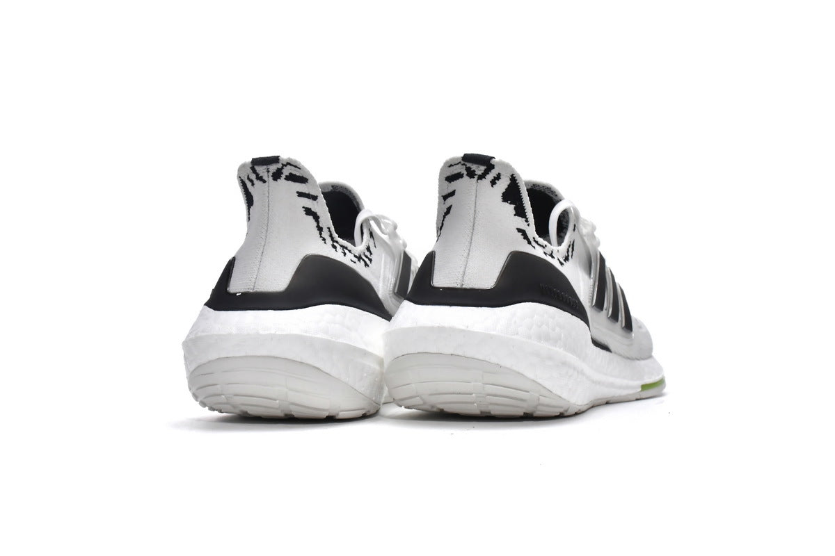 Adidas Ultraboost 22 Running Shoes