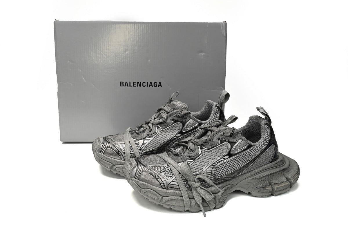 Balenciaga 3XL Sneaker – Low-Top Chunky Sole