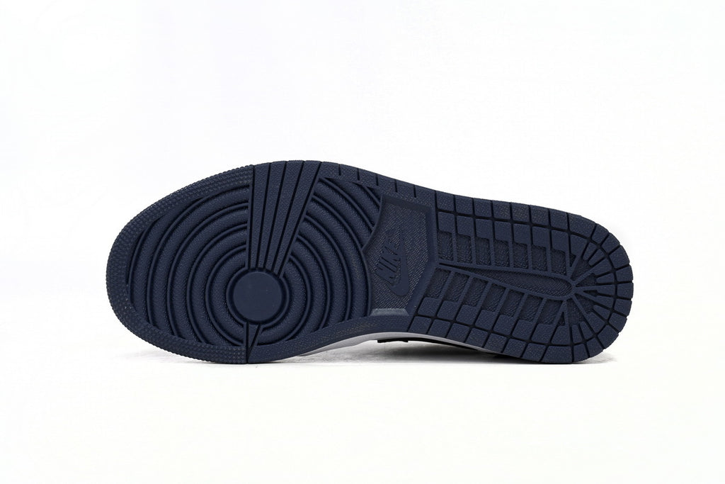 Nike Air Jordan 1 Retro Low Low-Top Sneakers