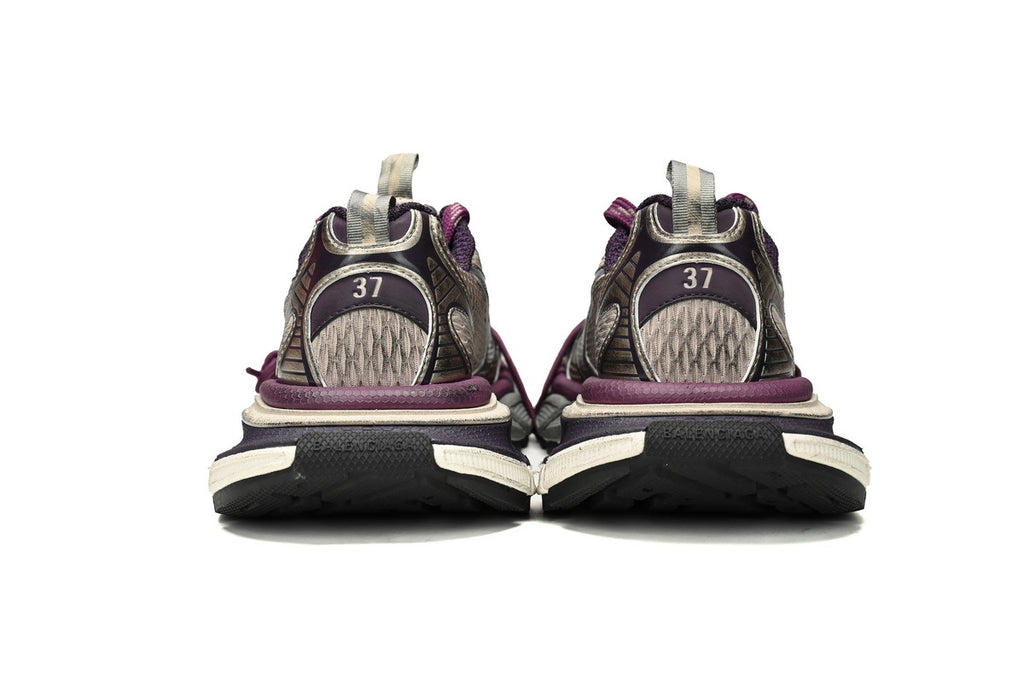 Balenciaga 3XL Sneaker – Low-Top Chunky Sole