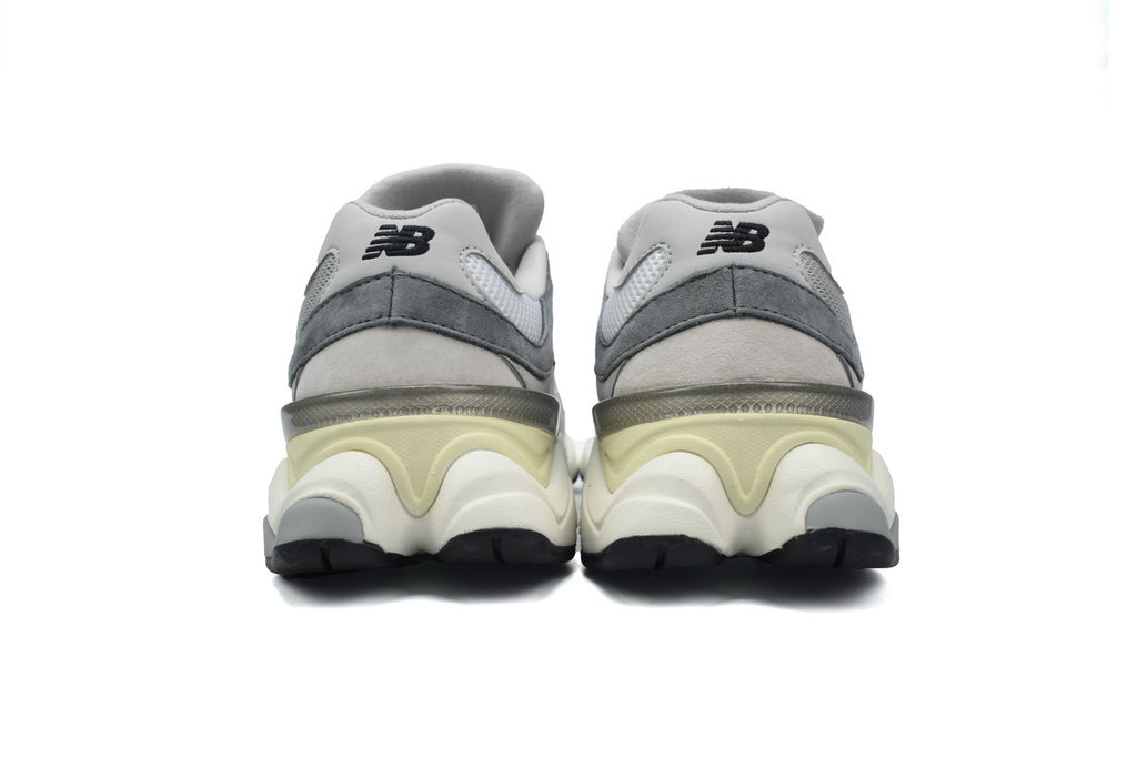 New Balance 9060 Sneakers
