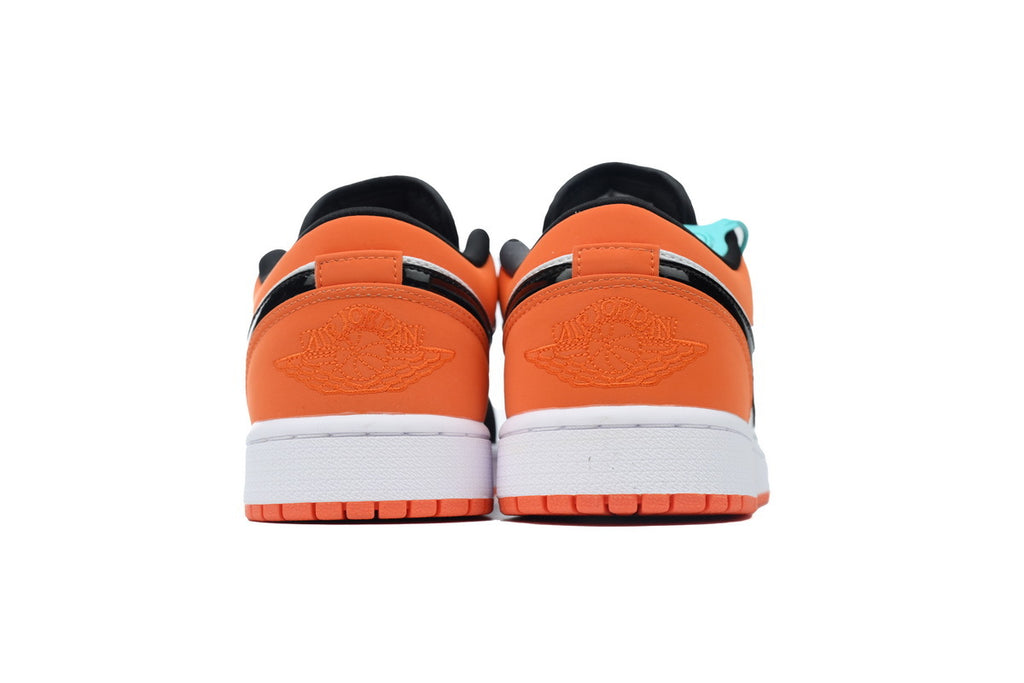 Nike Air Jordan 1 Retro Low Low-Top Sneakers