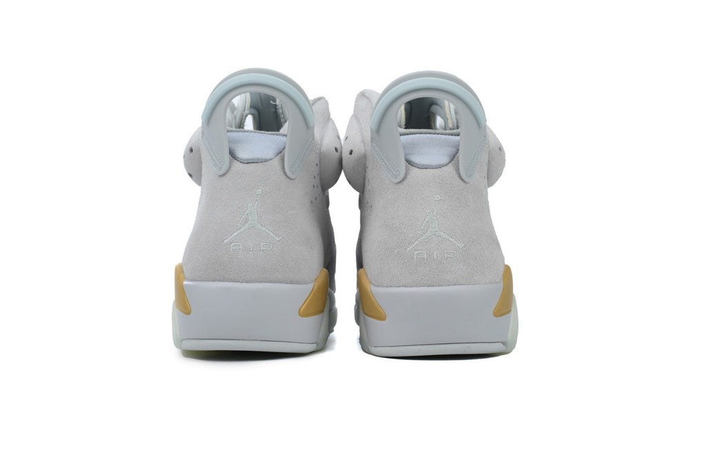 Nike Air Jordan 6 – Retro High-Top Basketball Sneakers