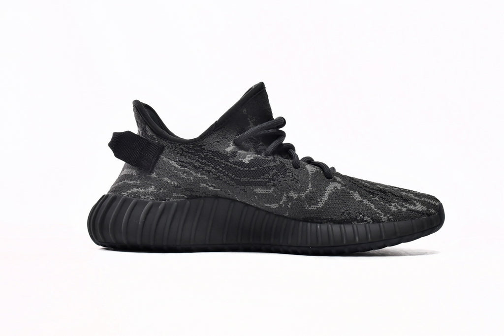 Adidas Yeezy Boost 350 V2 – Lifestyle Sneakers