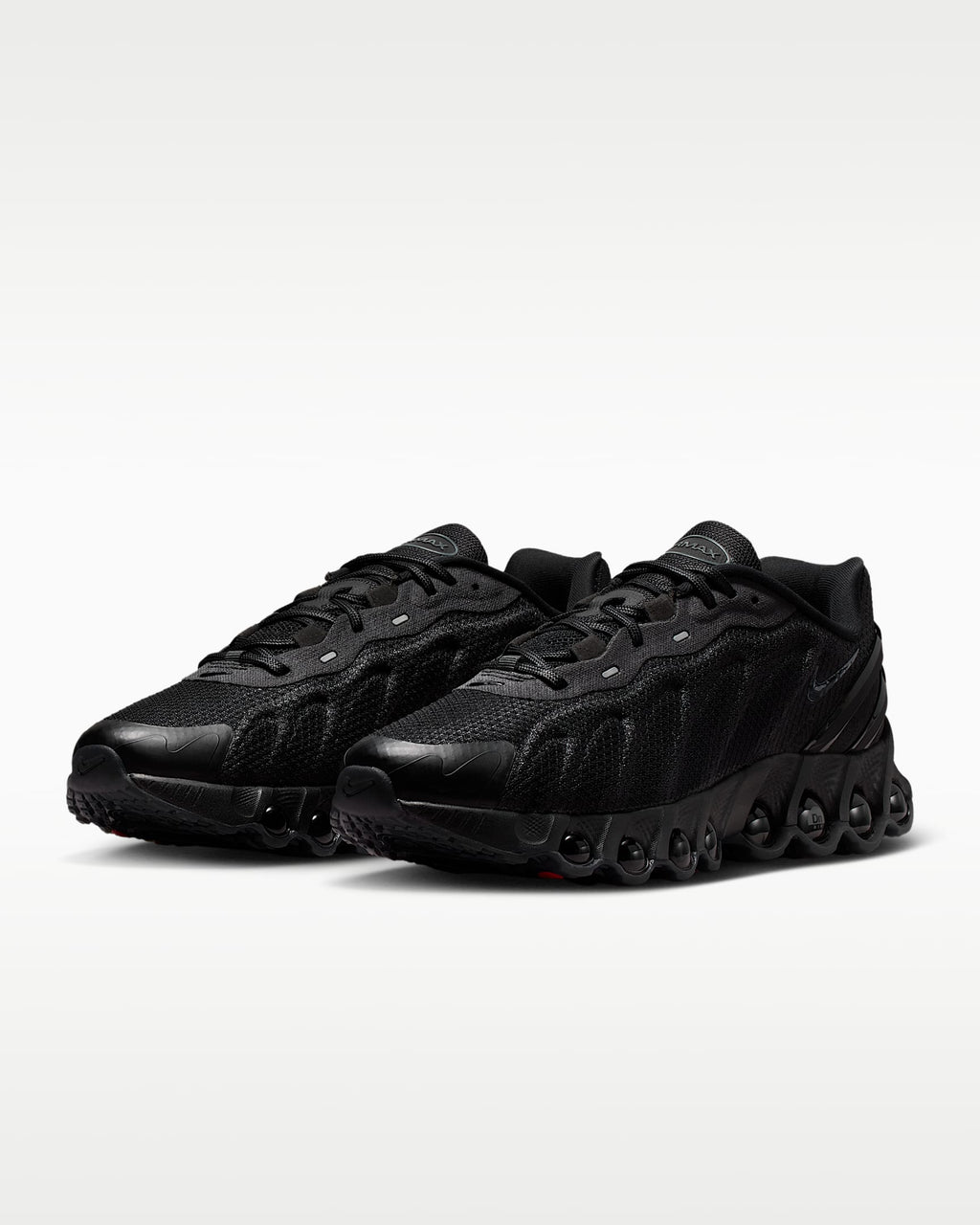 Nike Air Max DN – Triple Black Sneaker