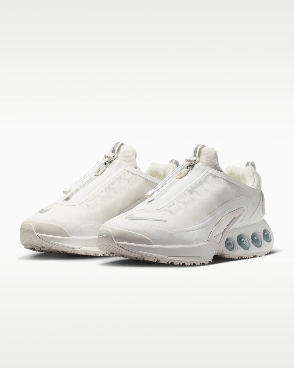Nike Air Max DN Roam – White / Off-White Mesh Athletic Sneakers