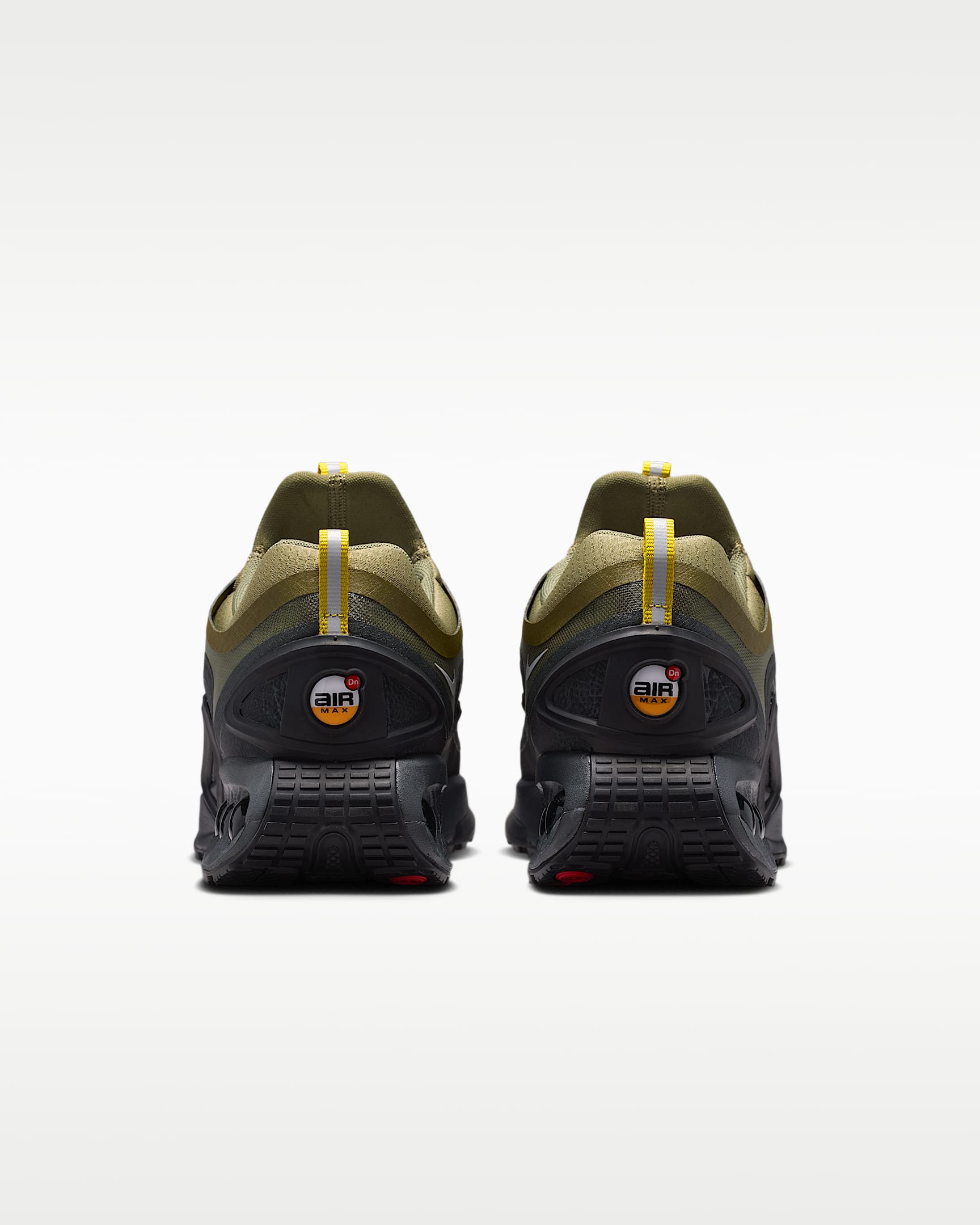 Nike Air Max DN Roam – Olive Green / Black Mesh Athletic Sneakers