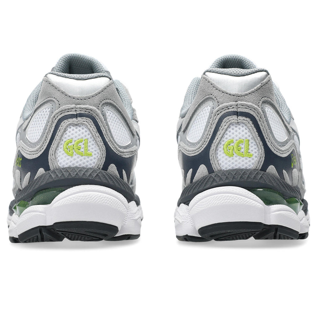 Asics Gel-Nimbus 24 – White/Light Grey/Navy Sneaker