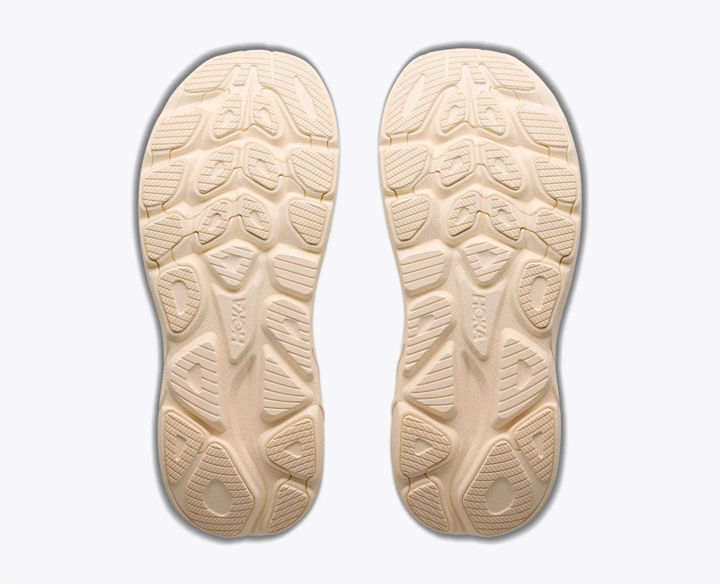 Hoka Bondi 8 — Cream / Beige