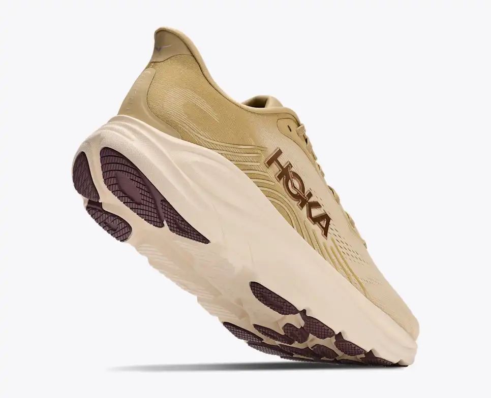 Hoka Bondi 8 — Cream / Beige