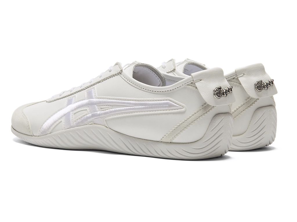 Onitsuka Tiger SCLAW Unisex Sneakers – Off-White