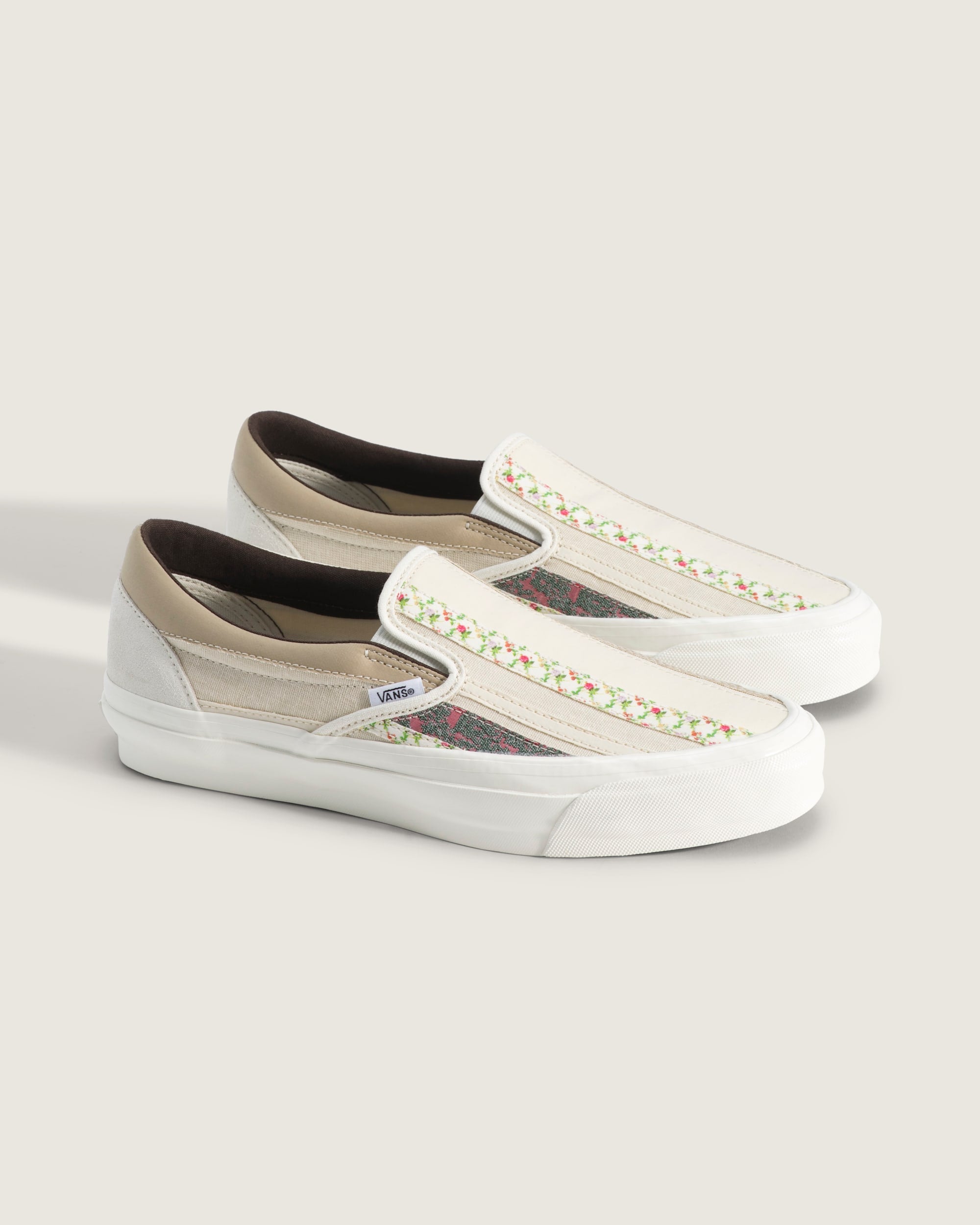 Vans Classic Slip-On Beige Floral Patchwork Unisex Skate Shoes