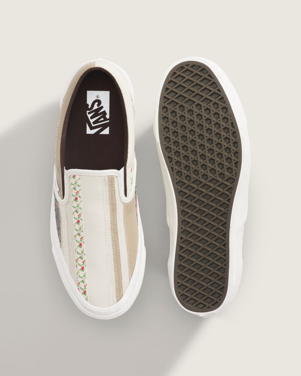 Vans Classic Slip-On Beige Floral Patchwork Unisex Skate Shoes