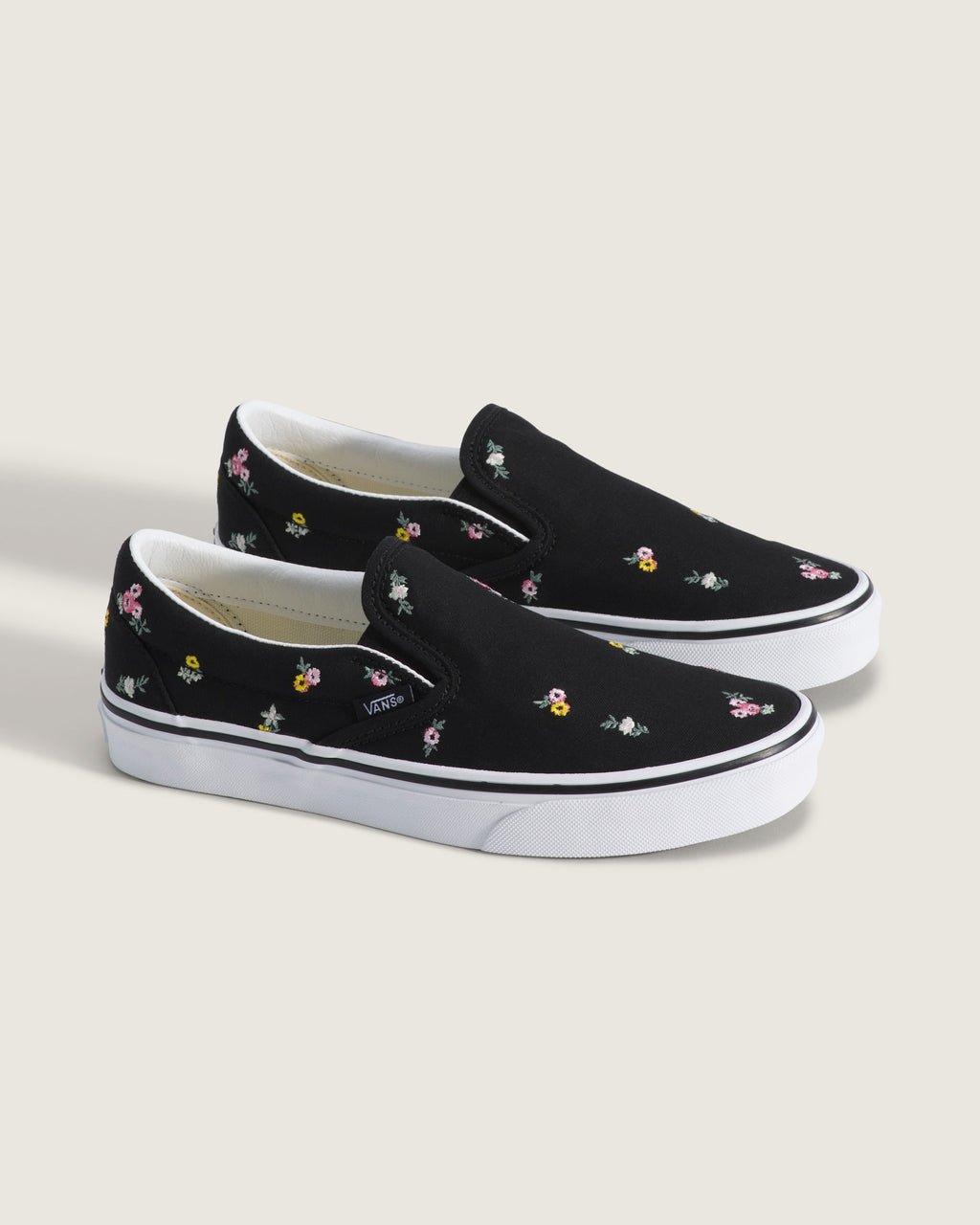 Vans Classic Slip-On Black Floral Embroidery Unisex Skate Shoes