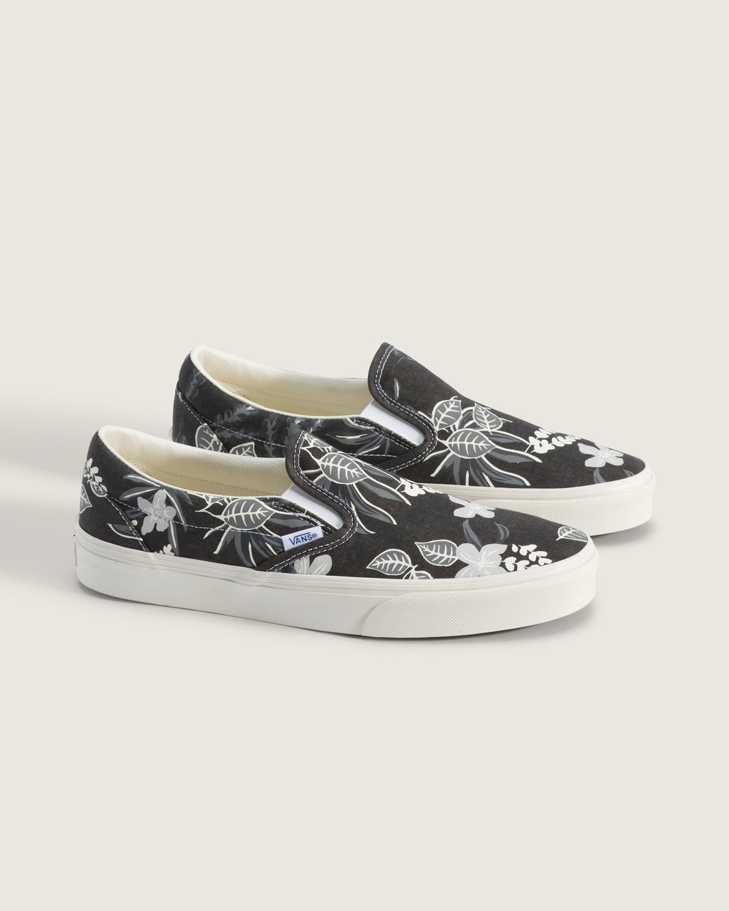 Vans Classic Slip‑On Off‑White Blue Stripe Unisex Skate Sneakers