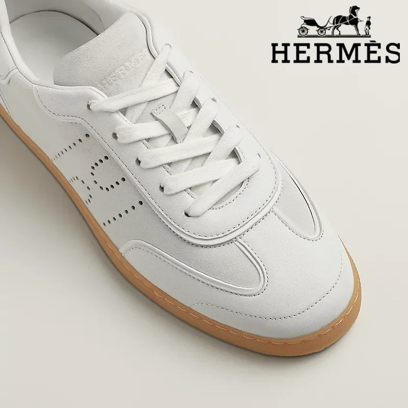 Hermès Boomerang Off-White Sneaker