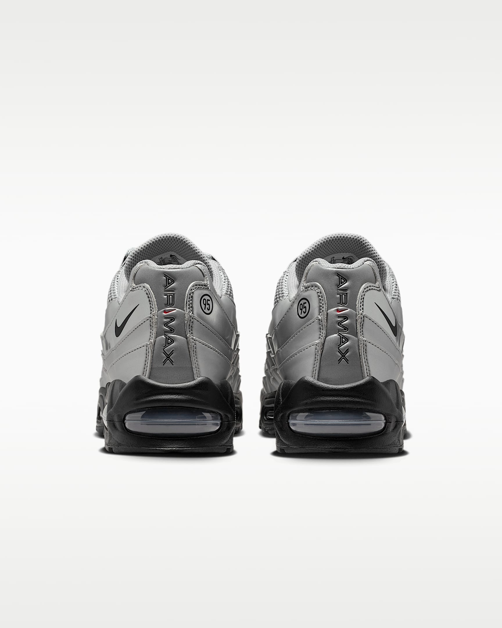 Nike Air Max 95 – Metallic Silver / Black Mesh Athletic Sneakers