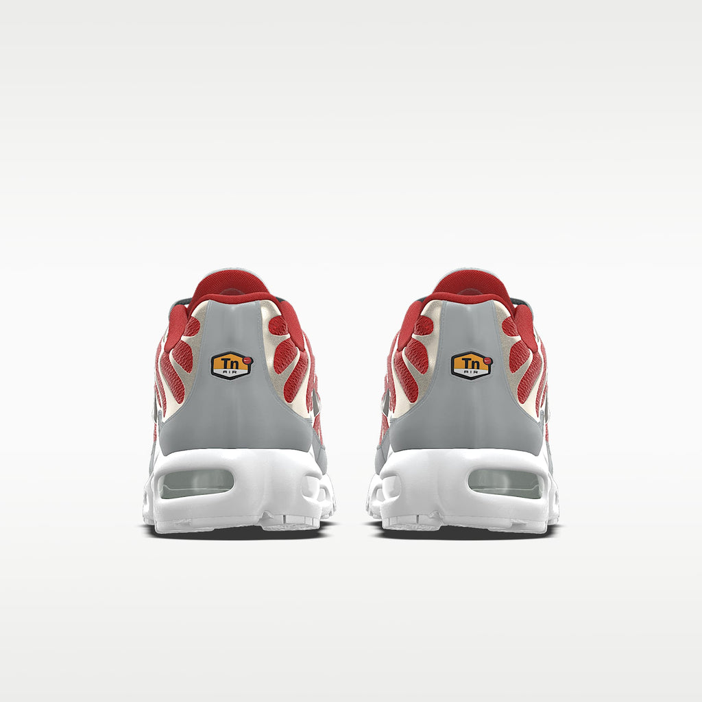 Nike Air Max Plus University Red / Wolf Grey / Metallic Silver
