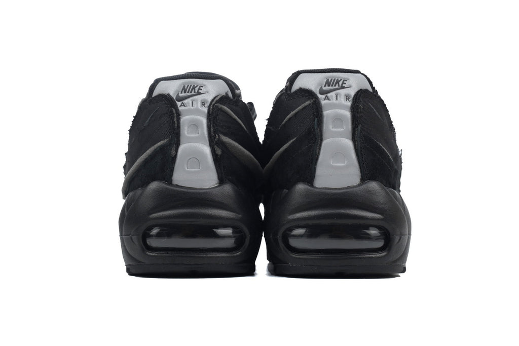 Nike Air Max 95 – Classic Sneakers