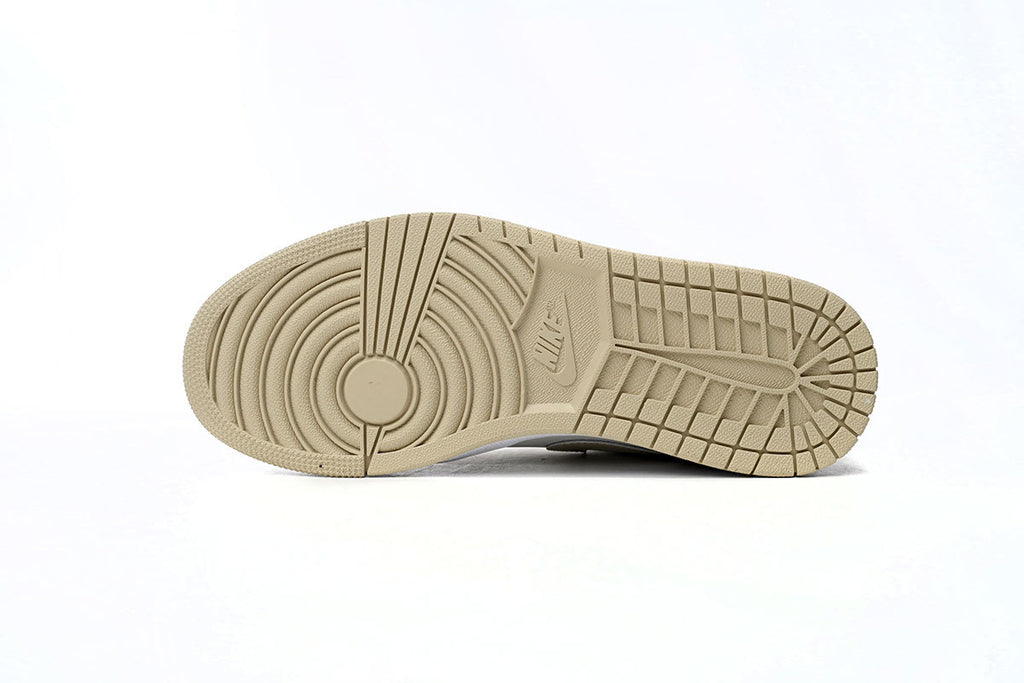 Nike Air Jordan 1 Retro Low Low-Top Sneakers