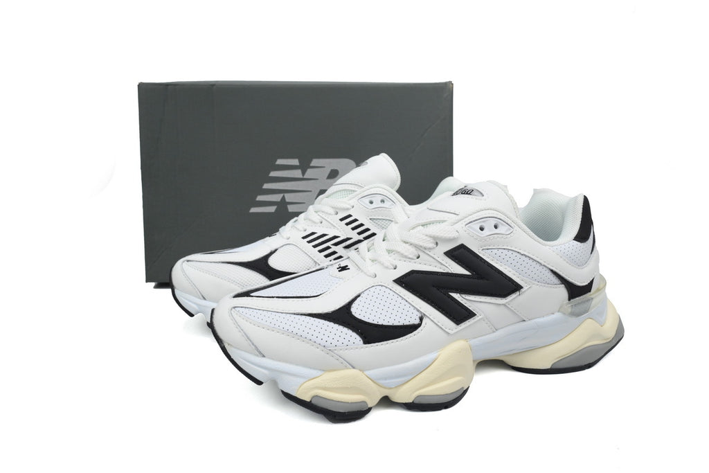 New Balance 9060 Sneakers