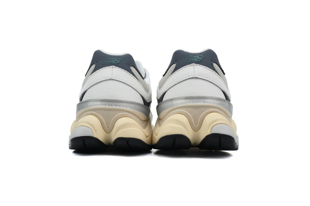 New Balance 9060 Sneakers
