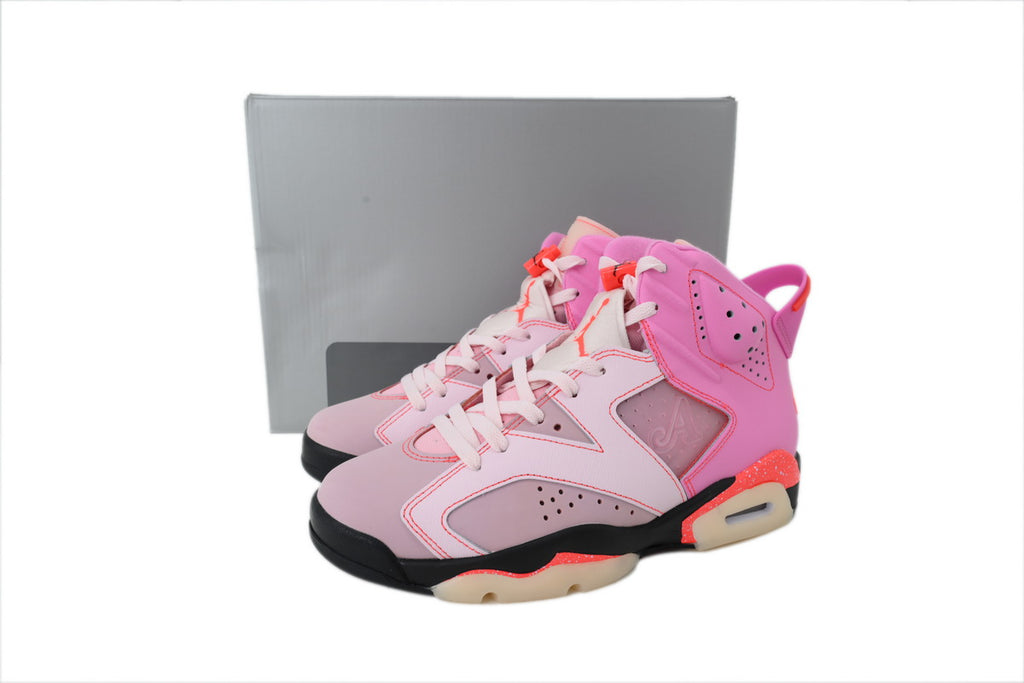 Nike Air Jordan 6 – Retro High-Top Basketball Sneakers