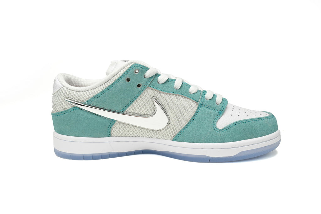 Nike SB Dunk Low – Classic Streetwear Sneakers (EU 36–45)