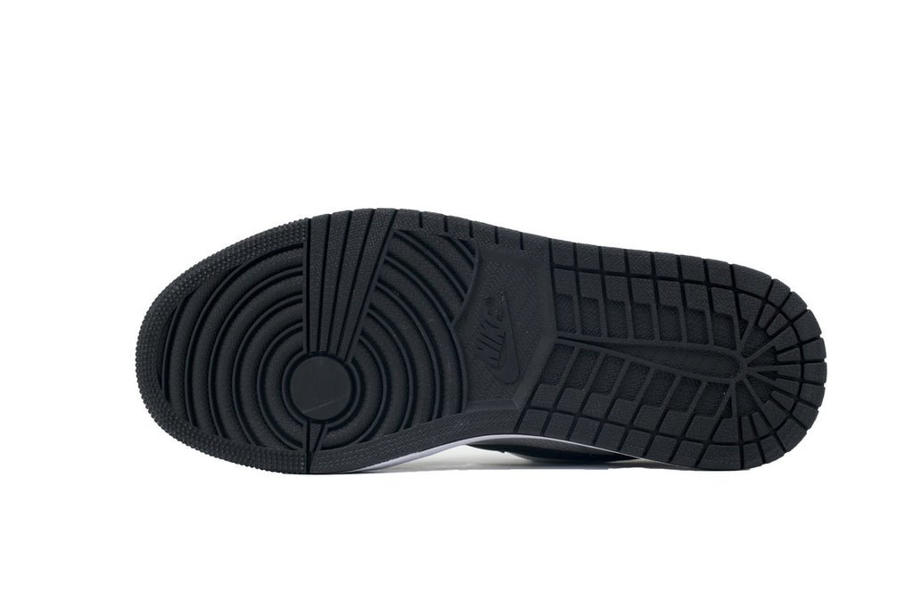 Nike Air Jordan 1 Retro Low Low-Top Sneakers