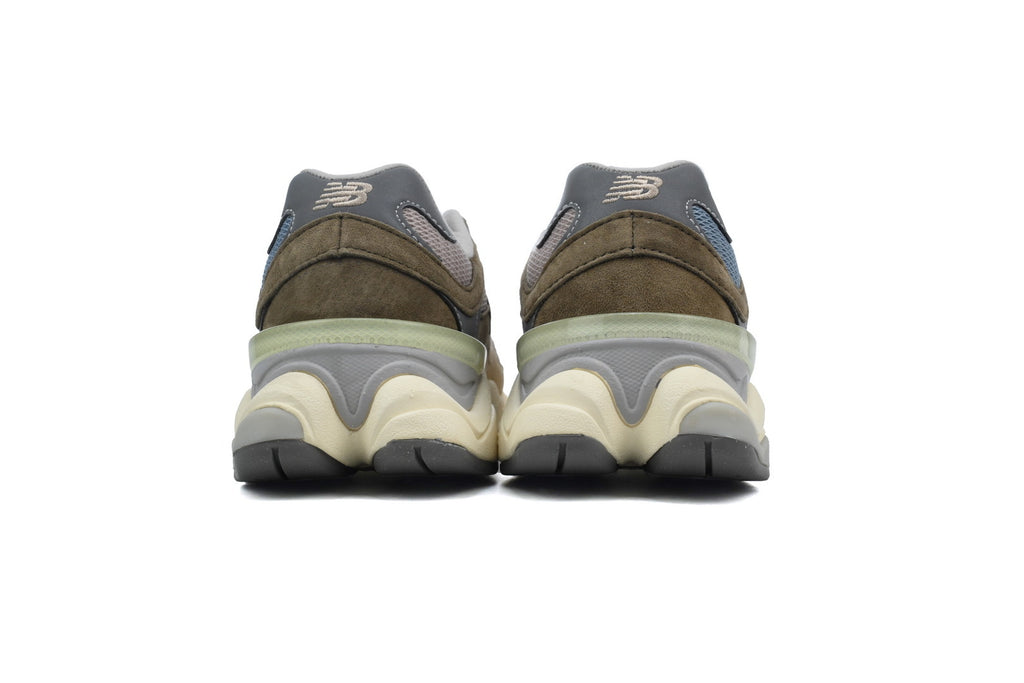 New Balance 9060 Sneakers