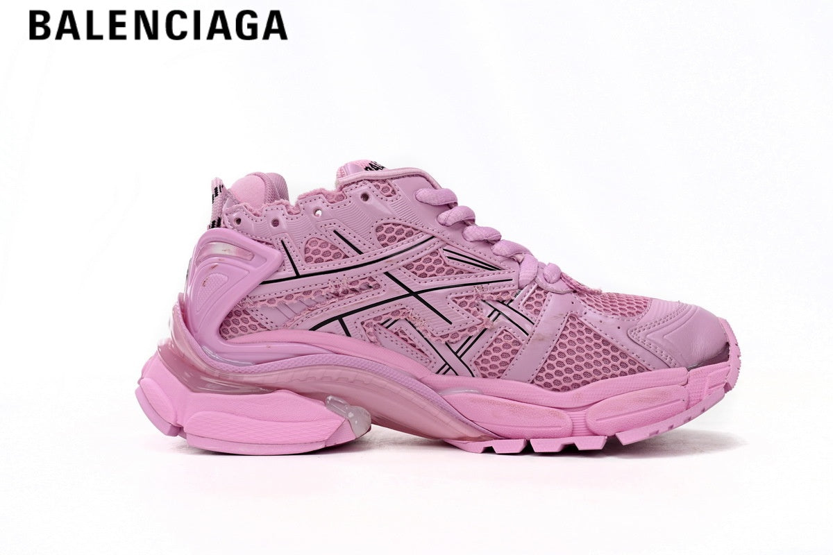 Balenciaga Runner men's shoes  women sneakers— Light Pink