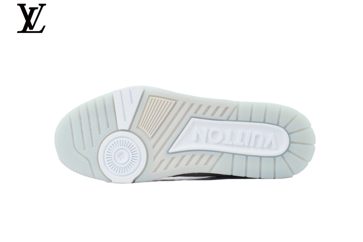 Louis Vuitton LV shoes for man  women Trainer Sneaker – White