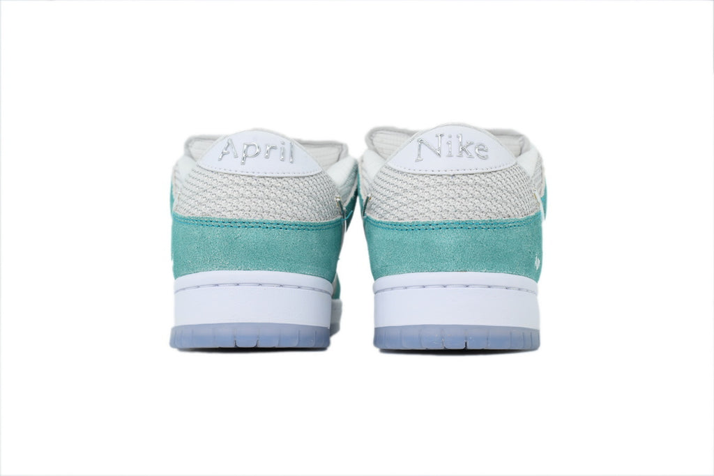 Nike SB Dunk Low – Classic Streetwear Sneakers (EU 36–45)