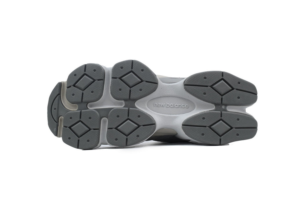 New Balance 9060 Sneakers