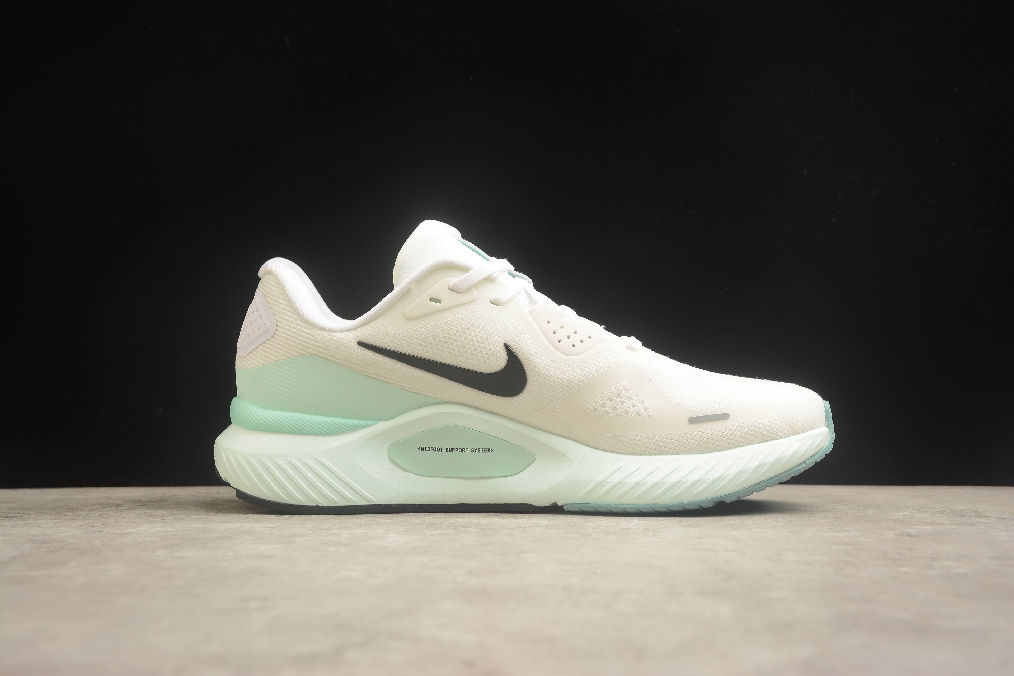 Nike Air Zoom Structure 26 Running Shoes | Supportive & Stable | EU 36-45