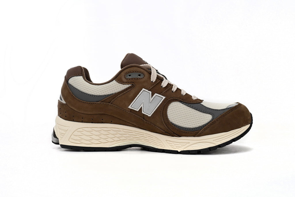 New Balance 2002R Sneakers