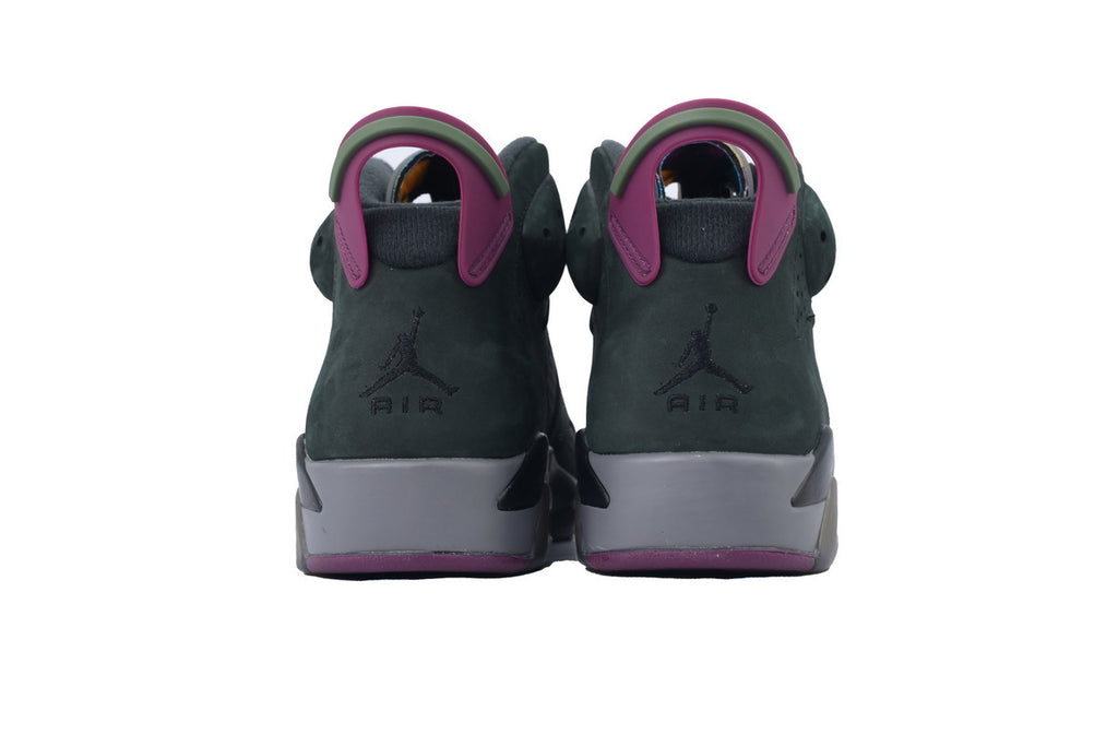 Nike Air Jordan 6 – Retro High-Top Basketball Sneakers