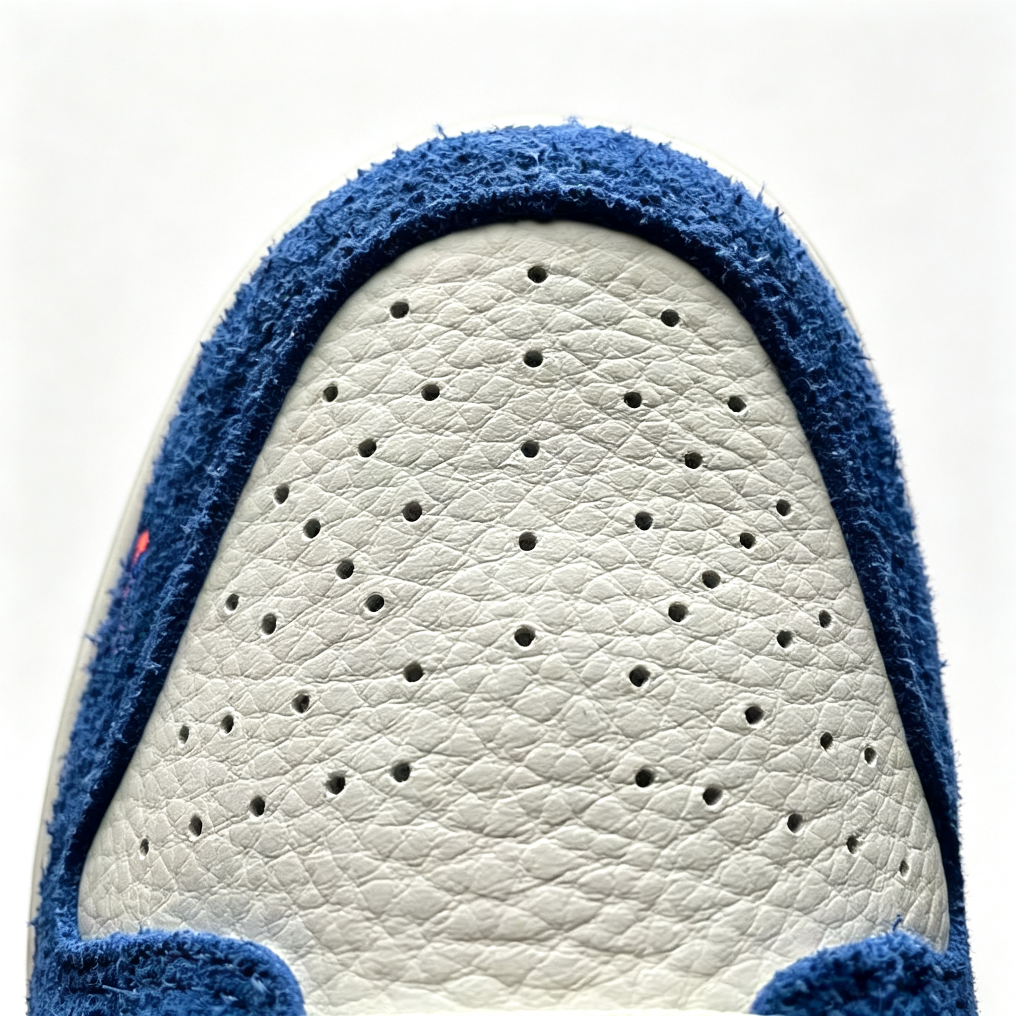Nike Dunk Low Sneakers – White / Blue / Yellow | Suede & Embossed Heel