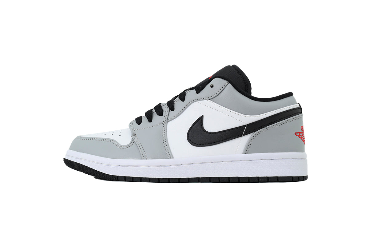 Nike Air Jordan 1 Retro Low Low-Top Sneakers