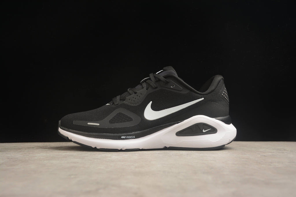 Nike Air Zoom Structure 26 Running Shoes | Supportive & Stable | EU 36-45