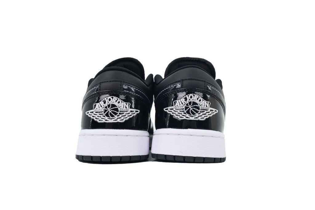 Nike Air Jordan 1 Retro Low Low-Top Sneakers