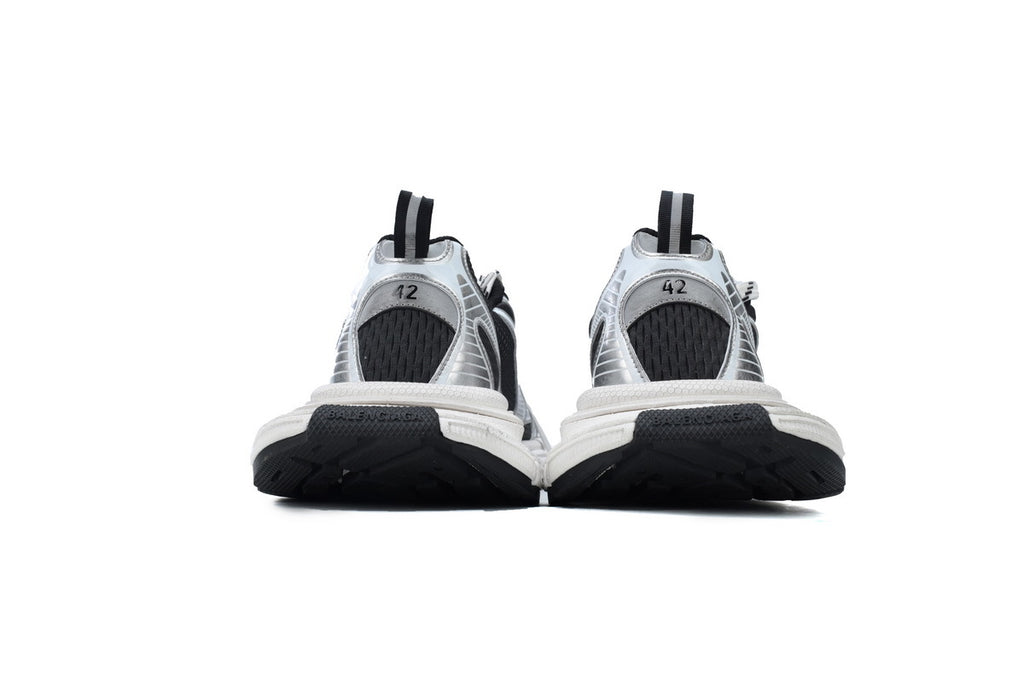 Balenciaga 3XL Sneaker – Low-Top Chunky Sole