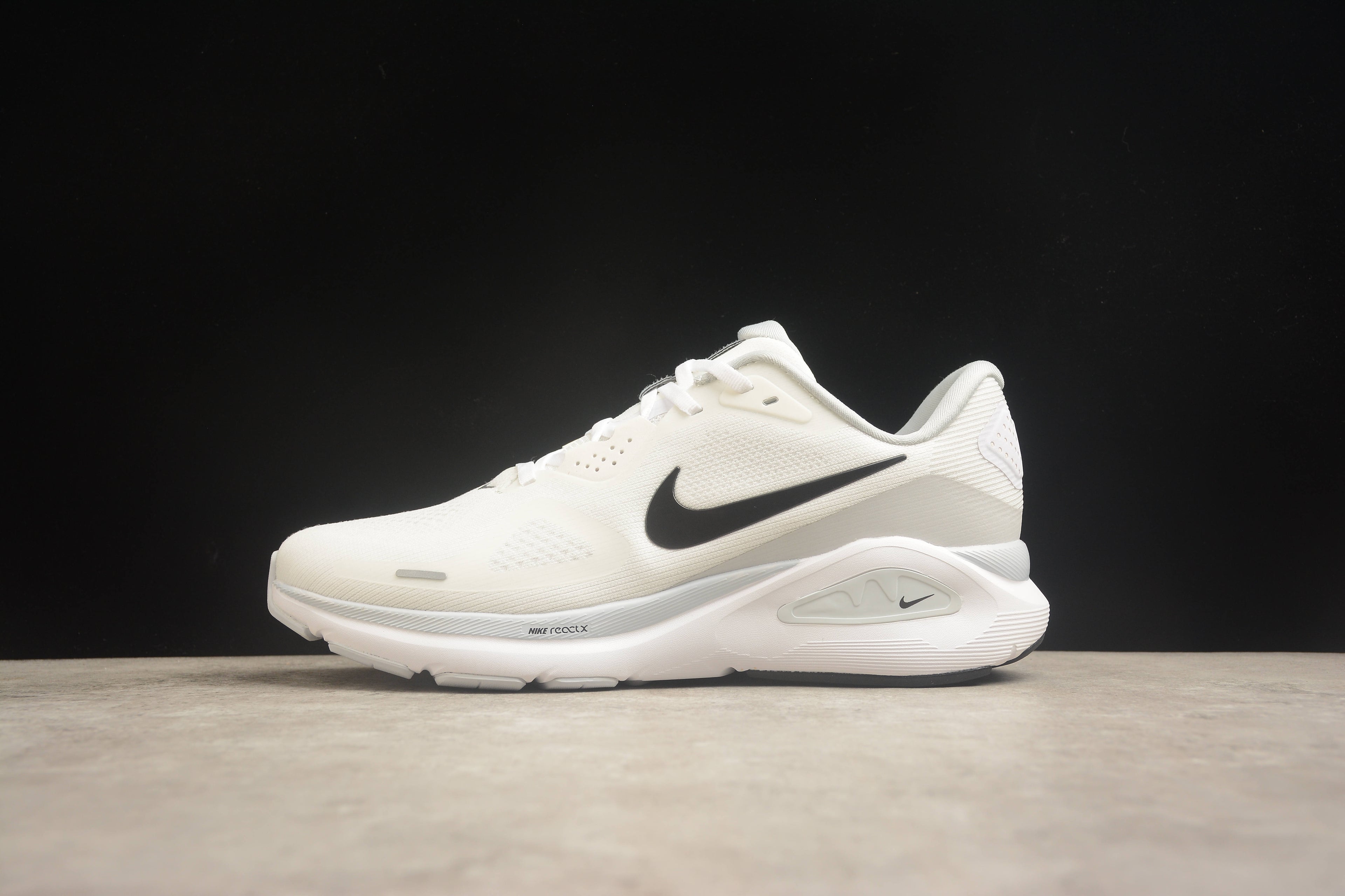 Nike Air Zoom Structure 26 Running Shoes | Supportive & Stable | EU 36-45