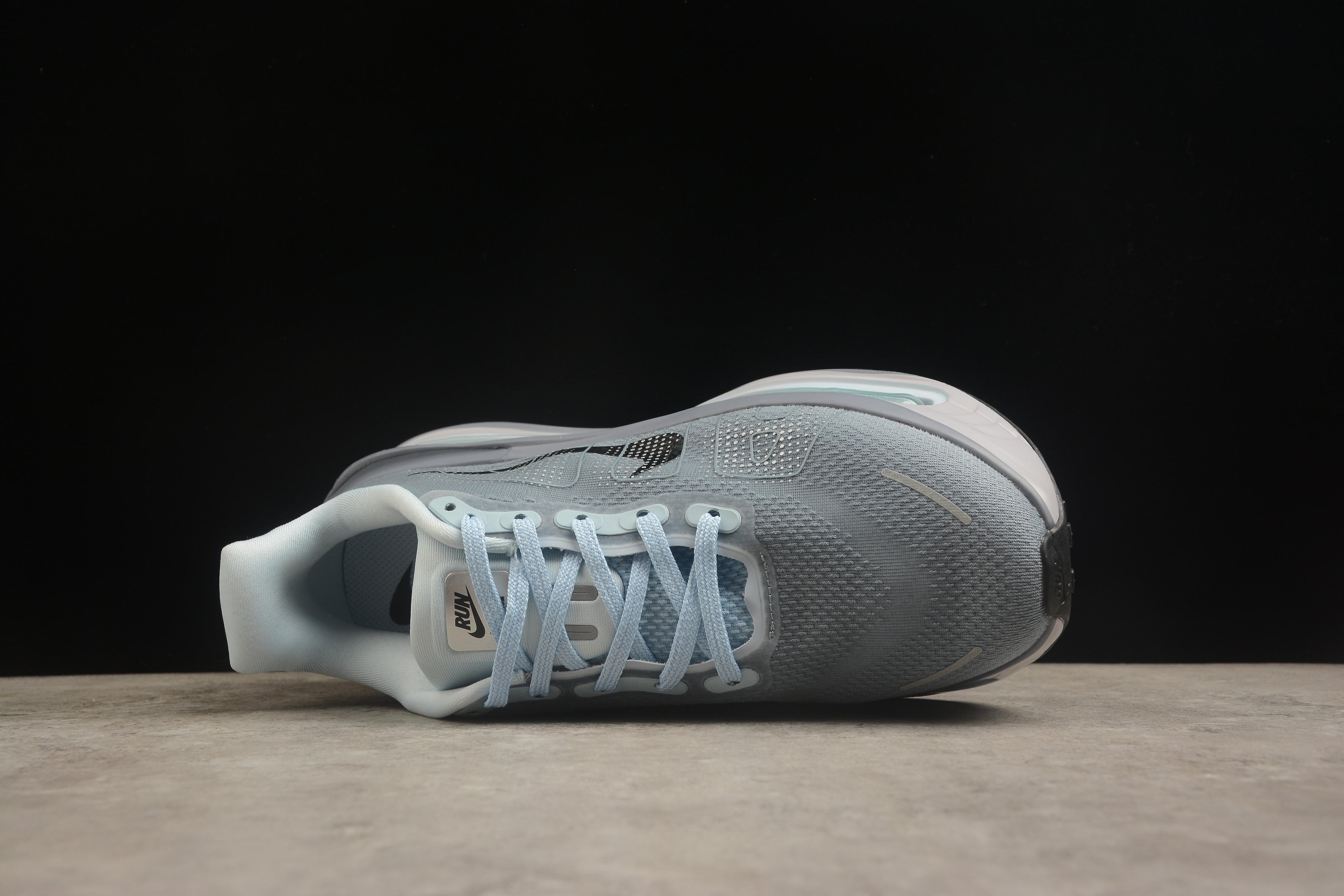 Nike Vomero 18 Running Shoes | Premium Cushioning | EU 36-45