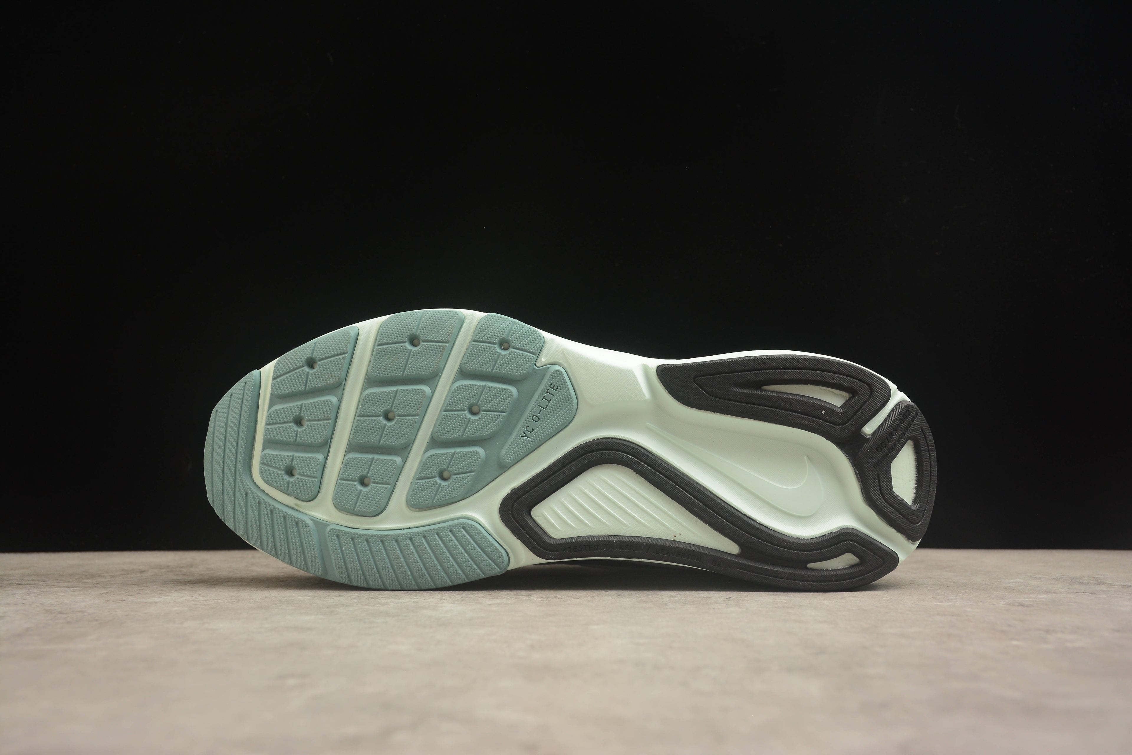 Nike Air Zoom Structure 26 Running Shoes | Supportive & Stable | EU 36-45