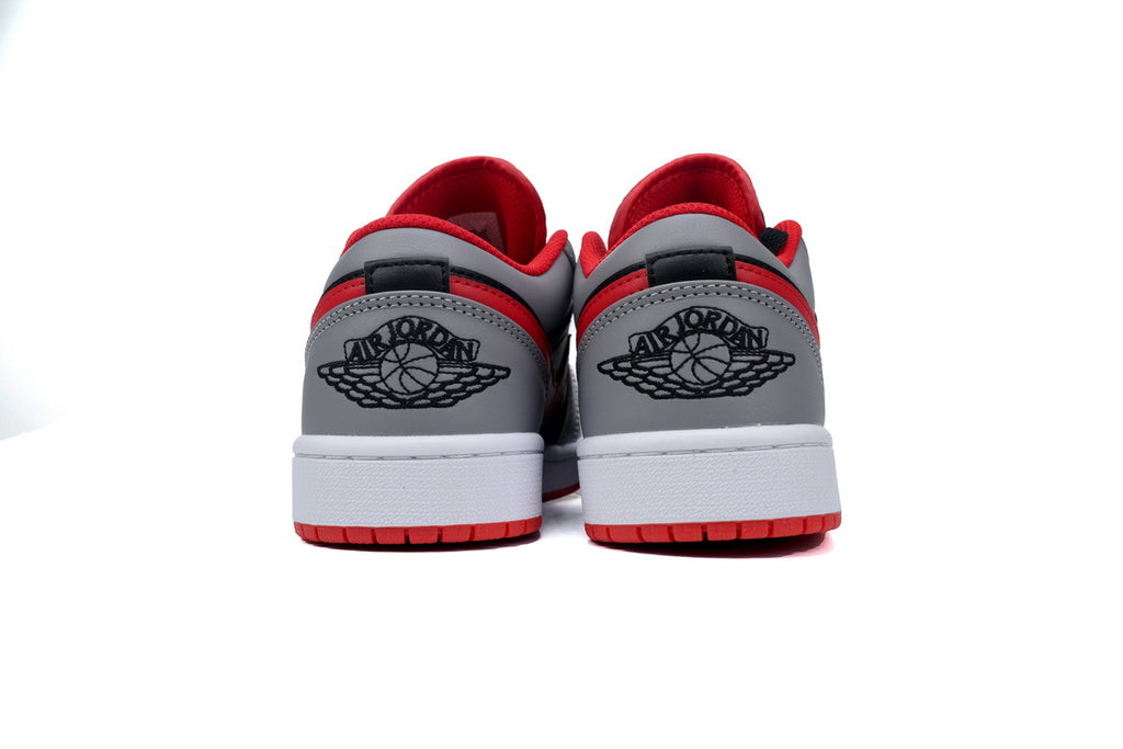 Nike Air Jordan 1 Retro Low Low-Top Sneakers