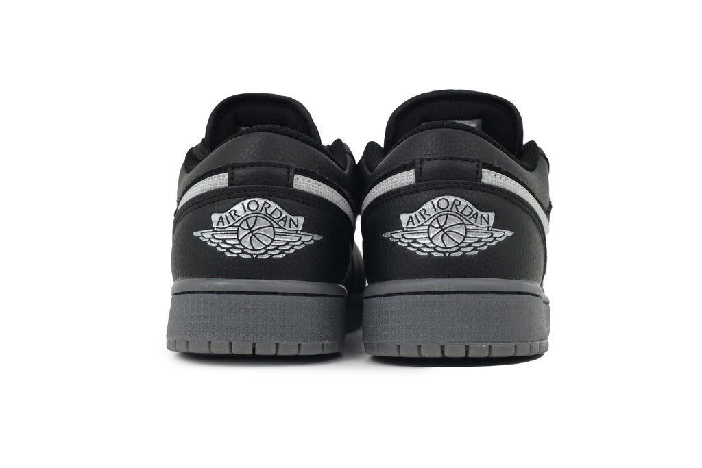Nike Air Jordan 1 Retro Low Low-Top Sneakers