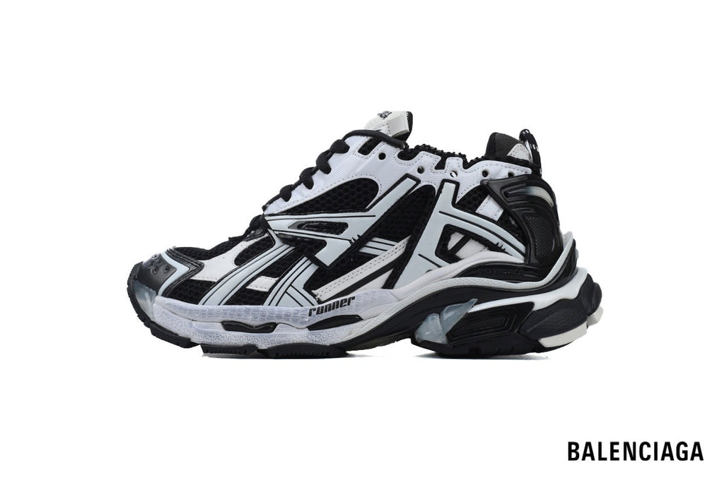 Balenciaga Runner men's shoes  women sneakers– Black & White