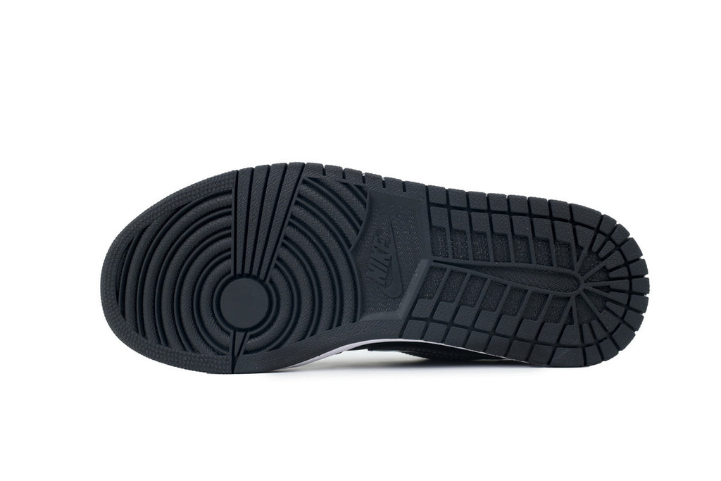 Nike Air Jordan 1 Retro Low Low-Top Sneakers
